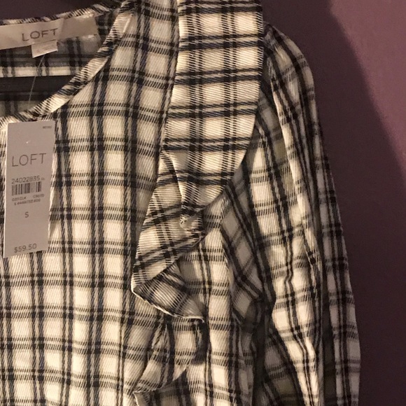 Loft Ruffle Blouse - Picture 2 of 8